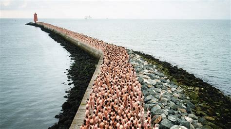 nudes body|The Naked World of Spencer Tunick